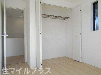 【洋室】 | 会津若松市館馬町新築一戸建て5棟 | 落ち着いた色調の洋室です