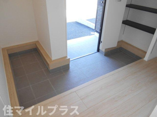 【玄関】 | 会津若松市館馬町新築一戸建て5棟 | きれいな玄関です