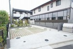 グレイス本八幡のエントランス