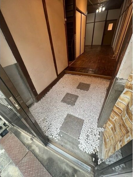 旭区今市戸建のロビー