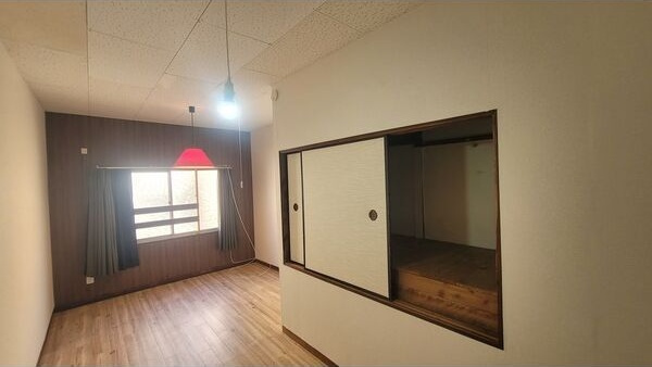 旭区今市戸建の収納