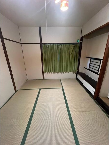 旭区今市戸建の和室