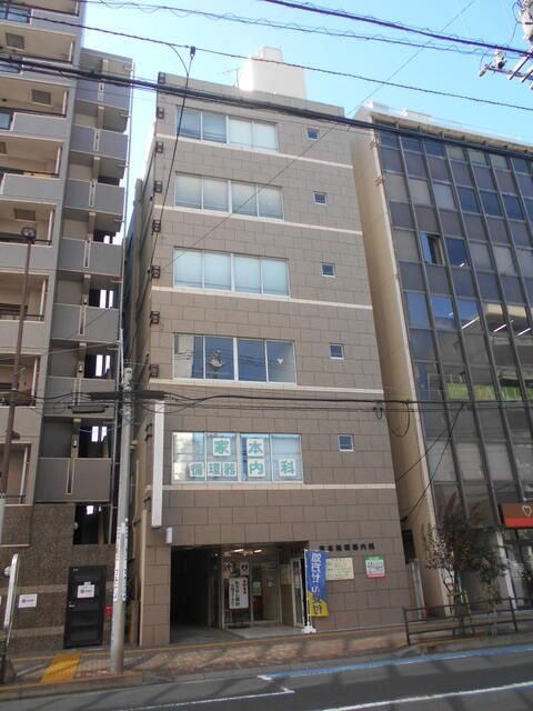 家本ビルの外観