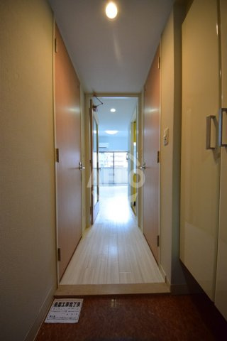 コーポYAHATAナンバ元町の玄関|コーポYAHATAナンバ元町　玄関スペース