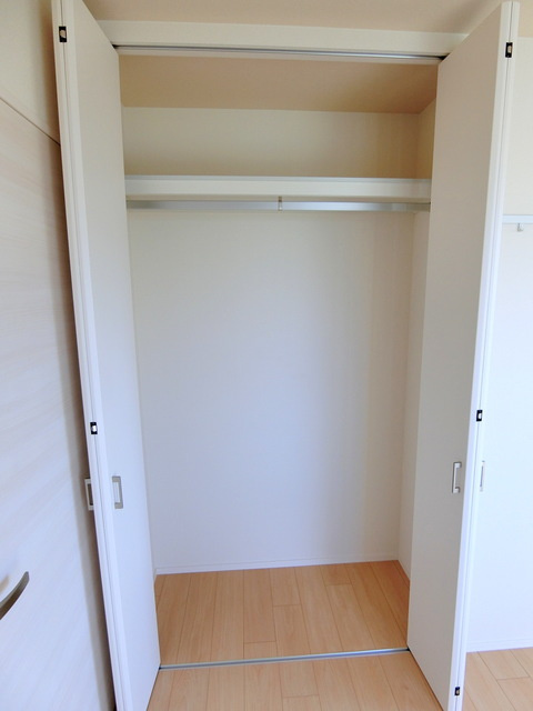 八王子市叶谷町の賃貸マンションの収納|★クローゼット★