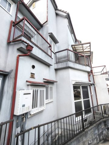 北大伴テラスハウスの外観