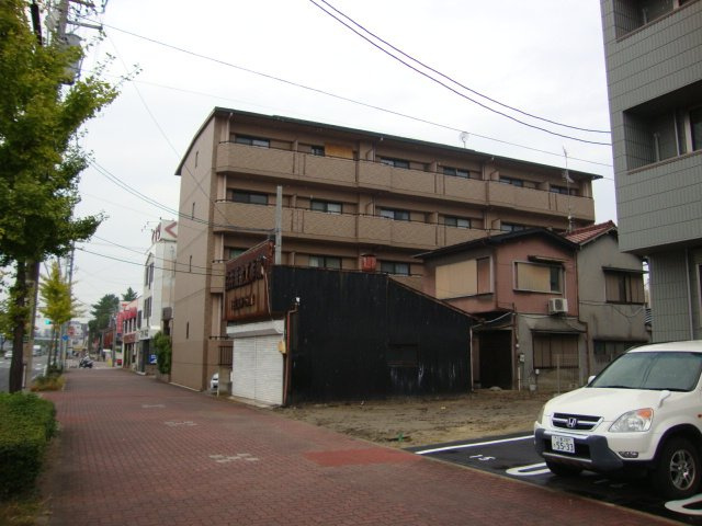 マルシェ小島の外観
