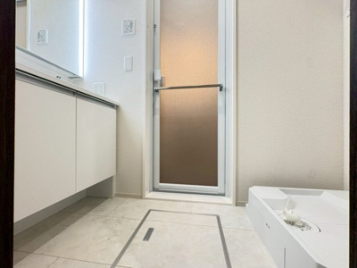 【洗面所】 | D-residence岡町