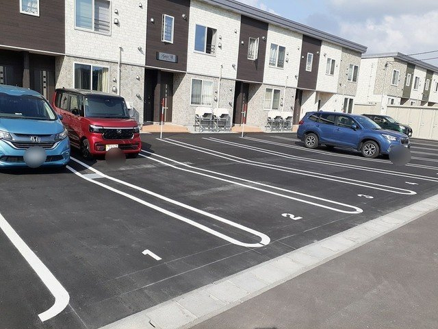 セプテットⅦの駐車場|カースペースがあります