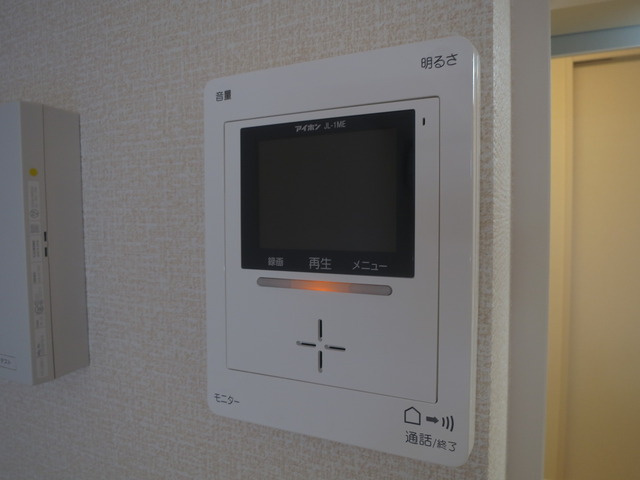 グランド　パレス　オクドのセキュリティ|お顔も確認できて安心のモニタ付きインターホン完備です♪