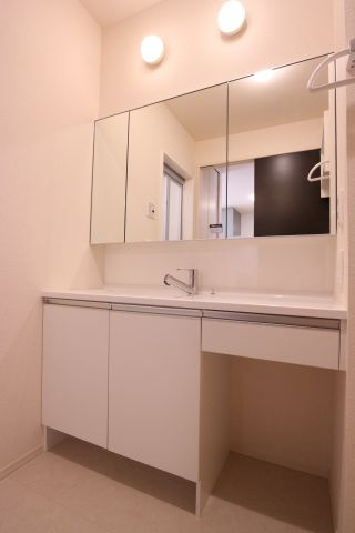 タウンコート五色山の洗面所