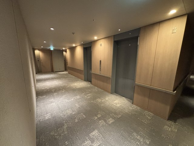 ＷＯＲＬＤ　ＴＯＷＥＲ　ＲＥＳＩＤＥＮＣＥのロビー