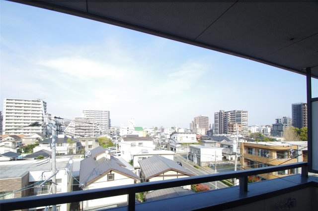 コート新屋敷の展望