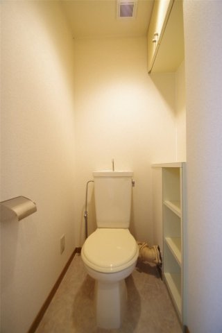 コート新屋敷のトイレ