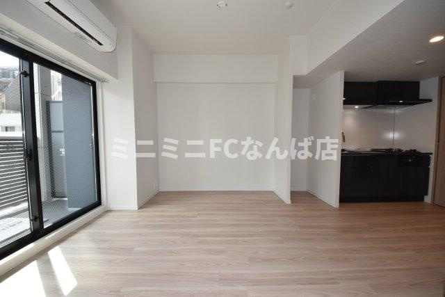 S-RESIDENCE松屋町asence
