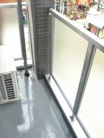 練馬区豊玉北３丁目の賃貸マンションのバルコニー|同仕様