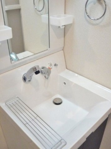 練馬区豊玉北３丁目の賃貸マンションの独立洗面台