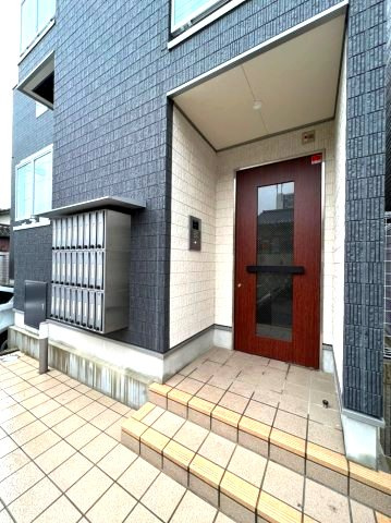 リブリ・御器所ザ・ファースト　名古屋市賃貸　仲介手数料無料のエントランス