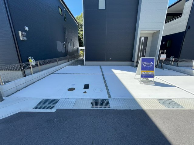 リーブルガーデン姫路市青山７期の駐車場