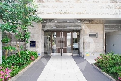 プレサンス難波幸町のエントランス|プレサンス難波幸町　エントランス