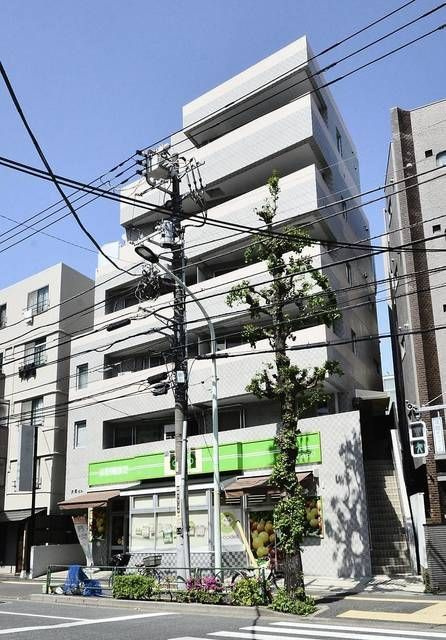 大和ビルの外観