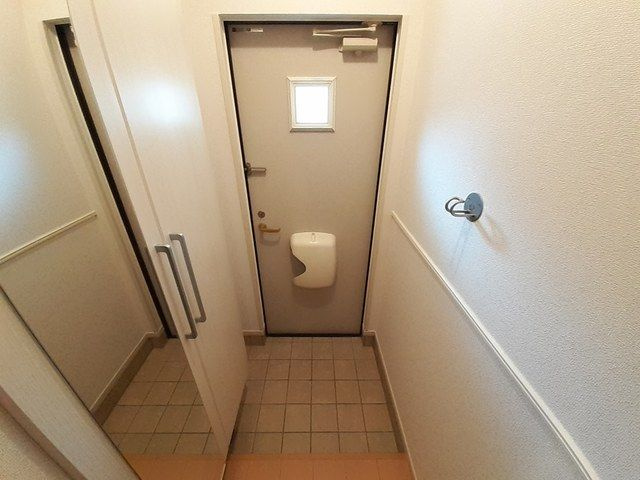 カルム　ＯＮＯ　壱番館の玄関