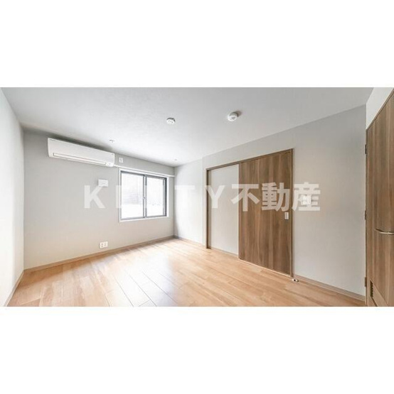 【寝室】 | Ｊ．リヴェール武蔵小山 | 落ち着いて過ごせるお部屋なので、寝室にいかがでしょうか
