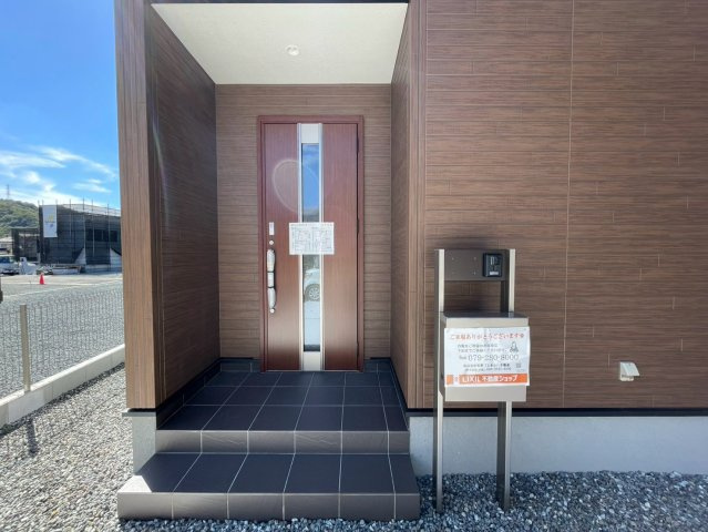 リーブルガーデン姫路市青山７期のエントランス