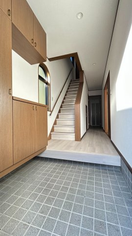 瑞穂町3丁目の玄関