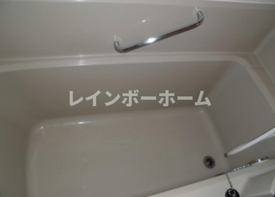ローズマンションA-001の浴室