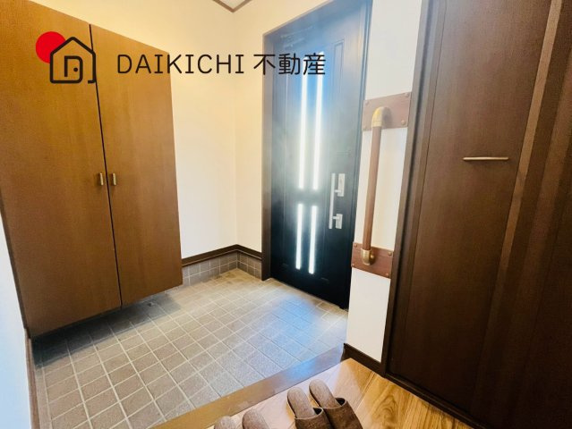 【玄関】 | 蓮田市大字閏戸　中古戸建