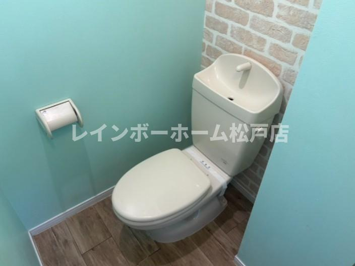煉瓦の家カーザ・アモロッサのトイレ