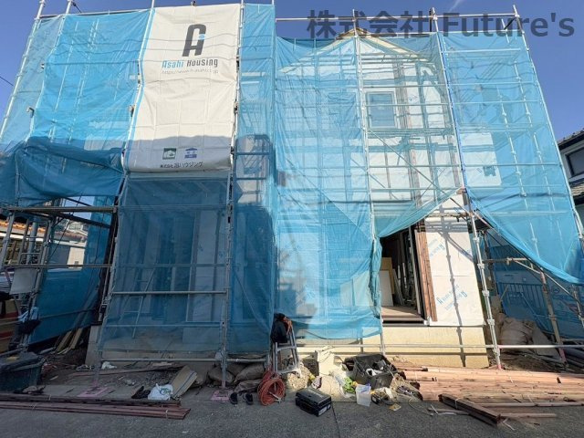 三郷市新和2丁目　新築戸建　全1棟の外観|現地の写真になります。