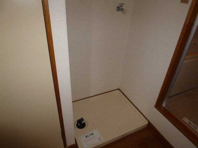 倉敷市北畝３丁目のアパートのその他|洗濯機置き場