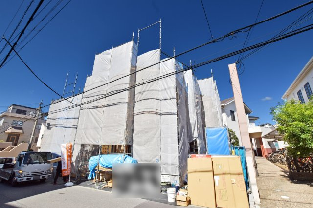 KEIAI GRACE上ケ原六番町新築一戸建て│4LDK+駐車1台可の前面道路含む現地写真|阪急今津線「甲東園」駅徒歩23分の立地に全2区画の分譲地が誕生します。現在順調に建築中です。詳しくはお気軽にお問い合わせください。