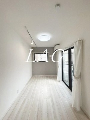 【居間・リビング】 | メルディア立石 | 洋室のお部屋です。