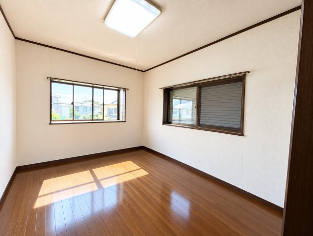 鹿嶋市大字荒野　中古戸建の洋室|※画像の一部はAIを用いて加工・編集しています。実際の状況と異なる場合がありますので、ご了承下さい。