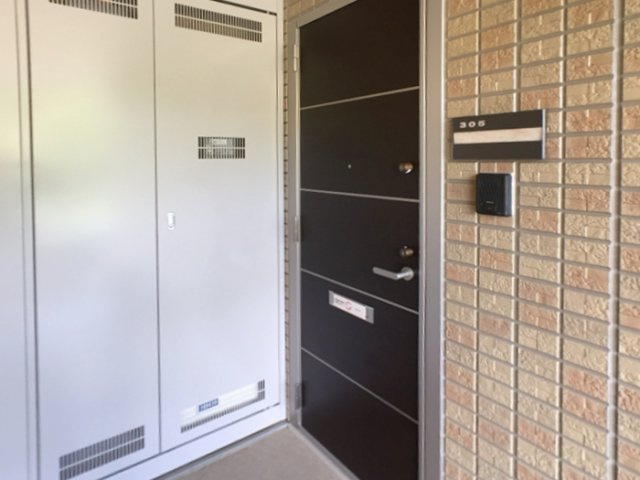 プロスペラールの玄関