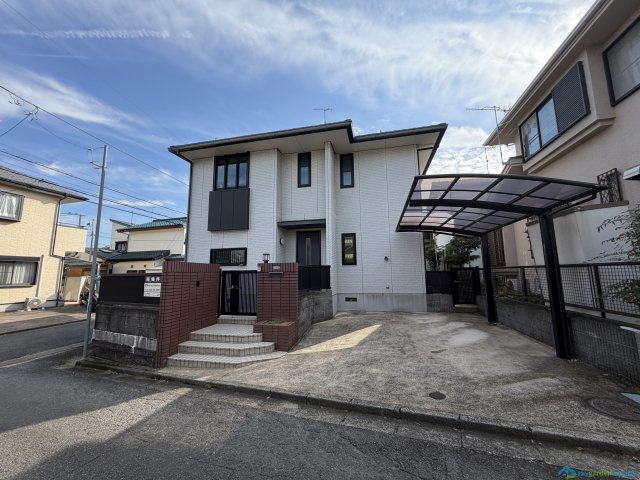 秦野市渋沢　中古戸建の外観