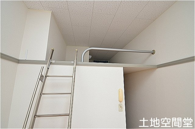 中間市深坂１丁目のアパートの内装