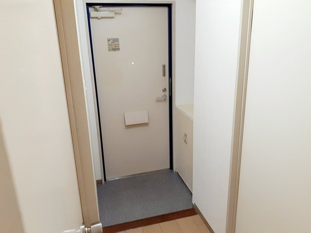 アヴォワール雅の玄関|明るい玄関です