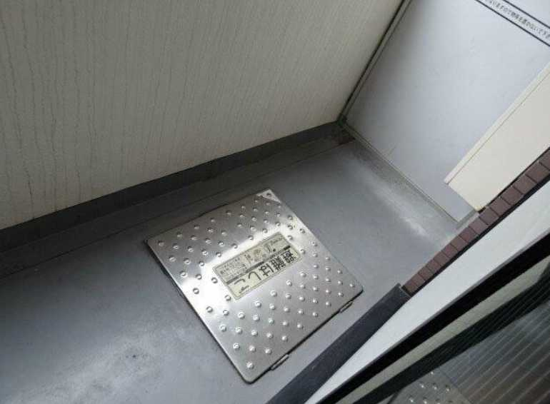 メインステージ三軒茶屋　分譲賃貸　オートロック　バストイレ別のバルコニー