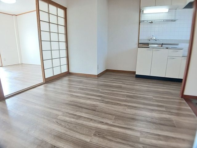 ハイツ　カマノ　　　刈谷市近郊の賃貸はクラスホーム刈谷店の居間・リビング
