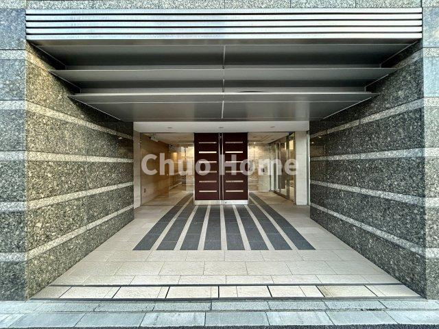 クレストフォルム荒川遊園のエントランス|【エントランス】マンションのエントランスは、その物件の印象を決める、顔とも言える場所です。毎日通る場所ですからきれいなのが一番です。