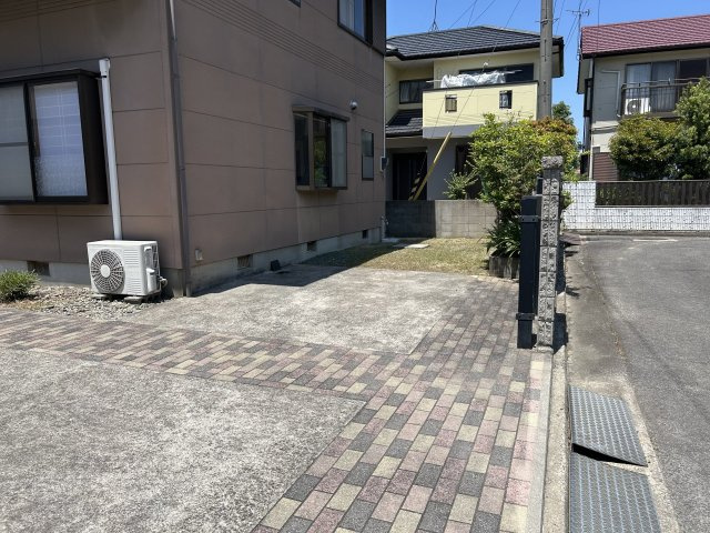 丸亀市飯山町西坂元リフォーム戸建ての駐車場