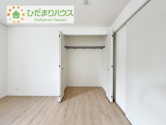 【収納】 | つくばみらい市伊奈東第12　新築戸建 | 全室にクローゼットが付いていて、お部屋の住空間もスッキリ広々使えそうです(^^)