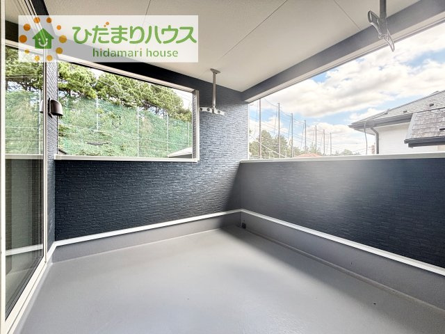 【バルコニー】 | つくばみらい市伊奈東第12　新築戸建 | 人気が高いインナーバルコニーを採用♪天候を気にせず洗濯物を干せ、紫外線も気にせずに済みます(*^^)v