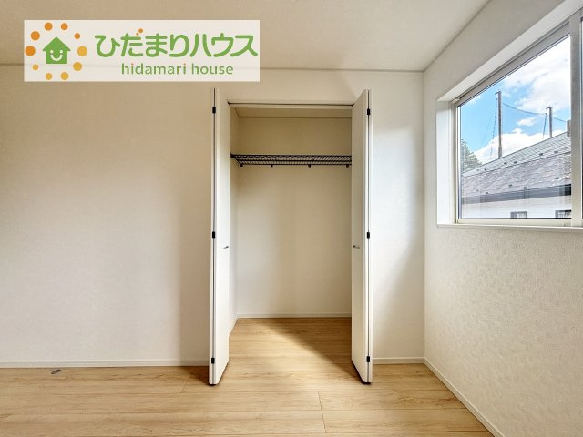 【収納】 | つくばみらい市伊奈東第12　新築戸建 | 全室にクローゼットが付いていて、お部屋の住空間もスッキリ広々使えそうです(^^)