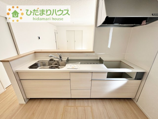 【キッチン】 | つくばみらい市伊奈東第12　新築戸建 | IHコンロでお子様とご一緒にお料理はいかがでしょうか(^^)/