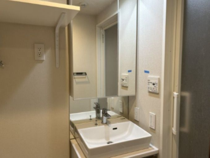 ニューミラ明大前の洗面所|※別部屋参照
